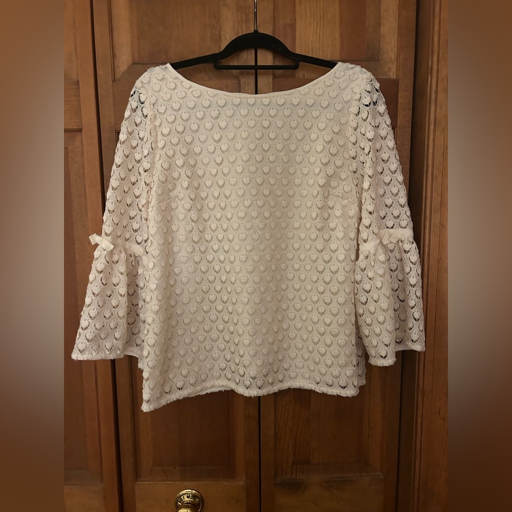 RSVP by Talbots Women's Sz L Lacey Cream Bell Sleeve Top W/ Statement Sleeves